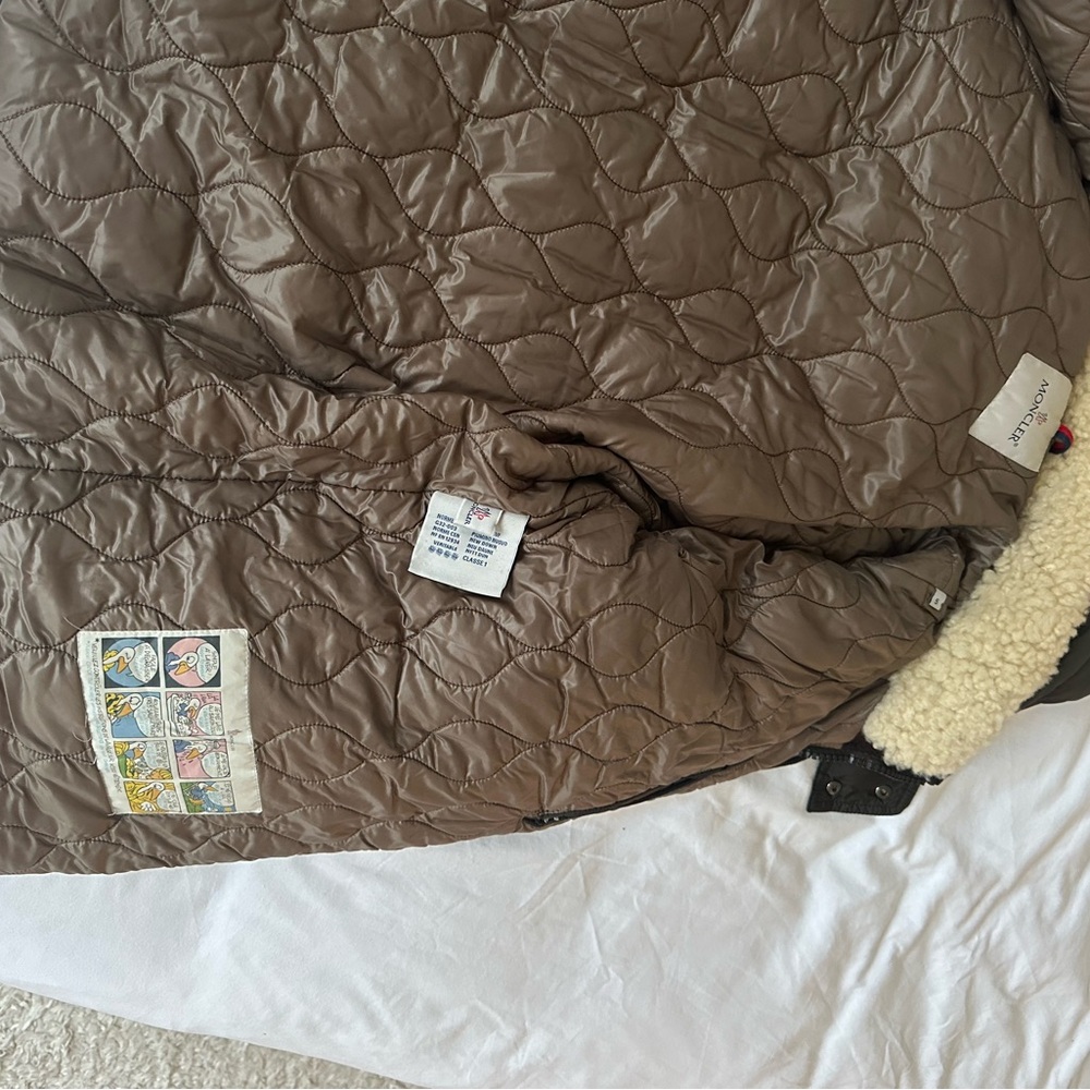 Moncler Men’s Down Jacket - Picture 7 of 9